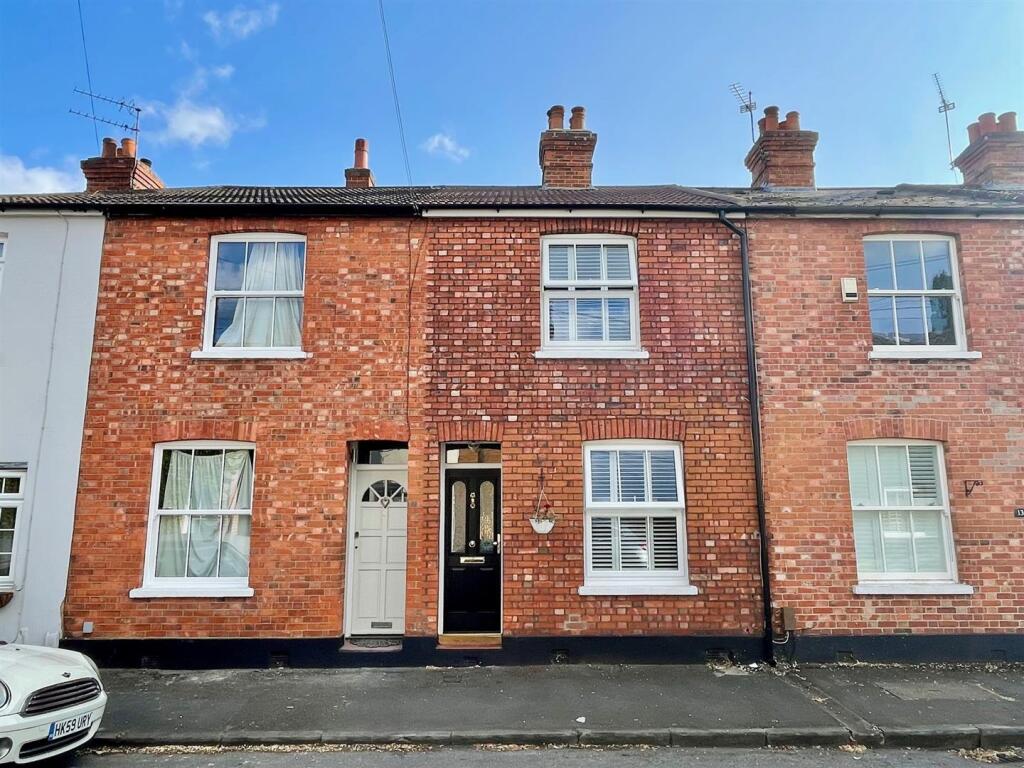 Main image of property: Glencoe Road, Weybridge