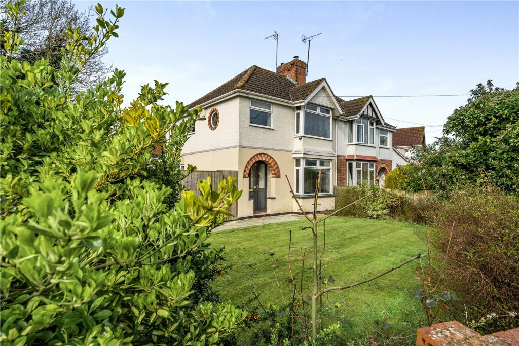 3 bedroom semi-detached house for sale in Shrivenham Road, Swindon, Wiltshire, SN1