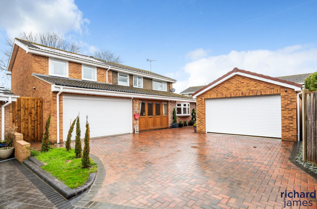 Main image of property: Fairlawn, Liden, Swindon, SN3
