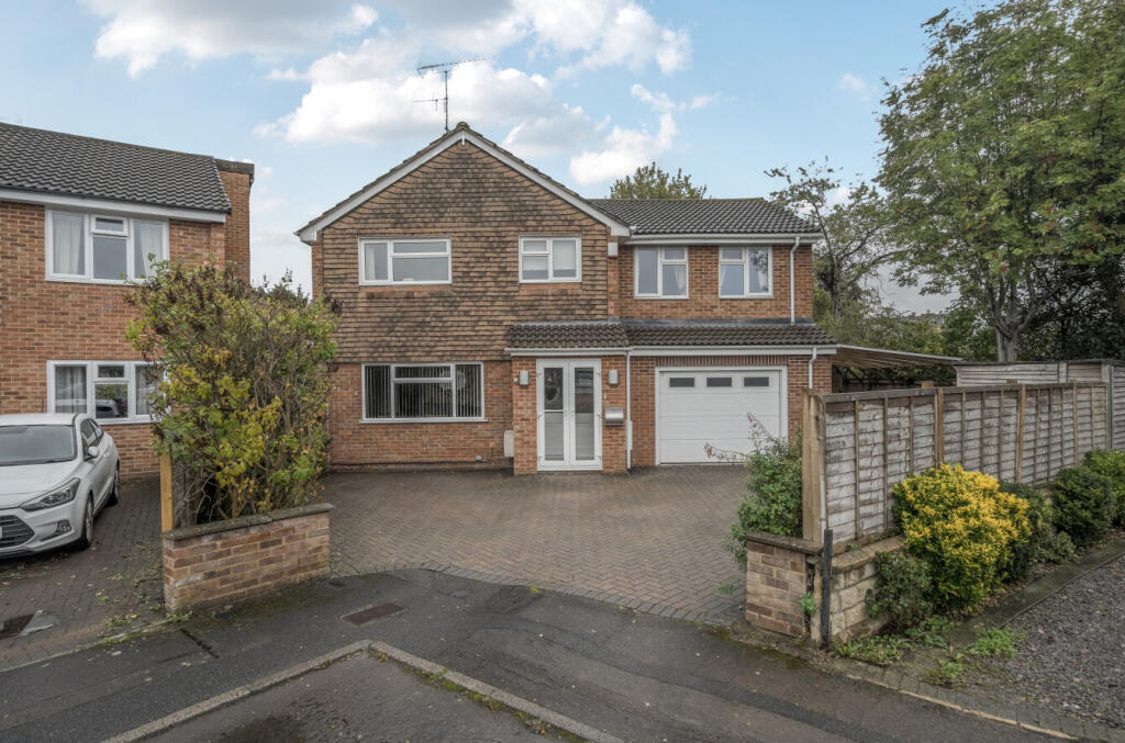 Main image of property: Hardie Close, Stratton St Margaret, Swindon, SN3