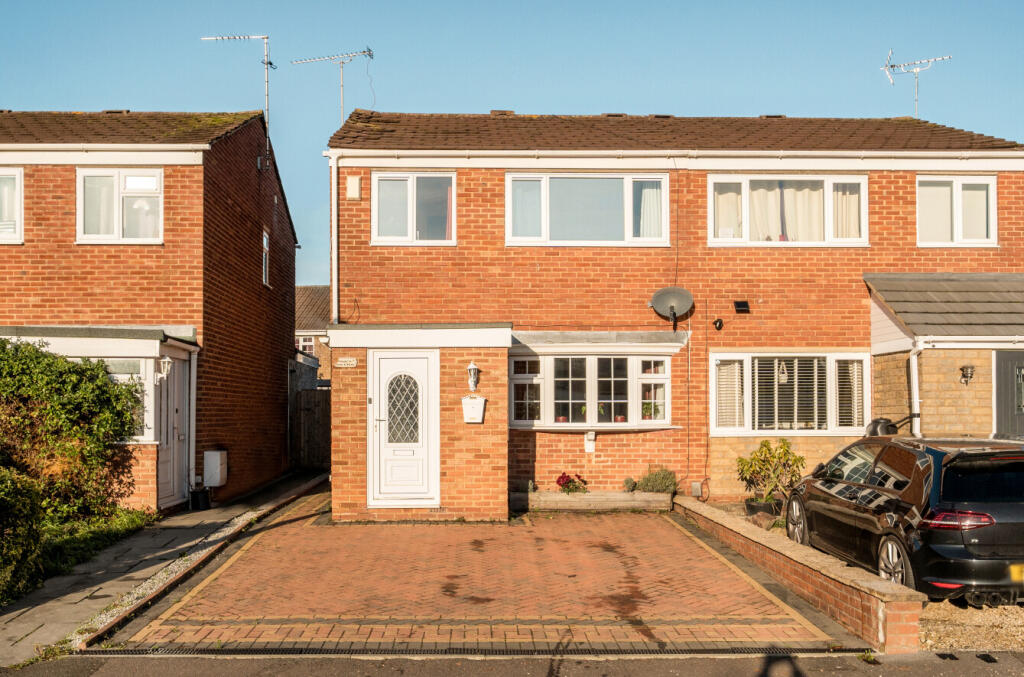 Main image of property: Days Close, Stratton St Margaret, Swindon, SN3
