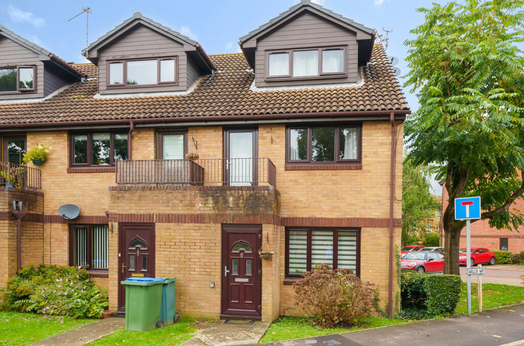 1 bedroom for sale in Manor Fields, Horsham, West Sussex, RH13