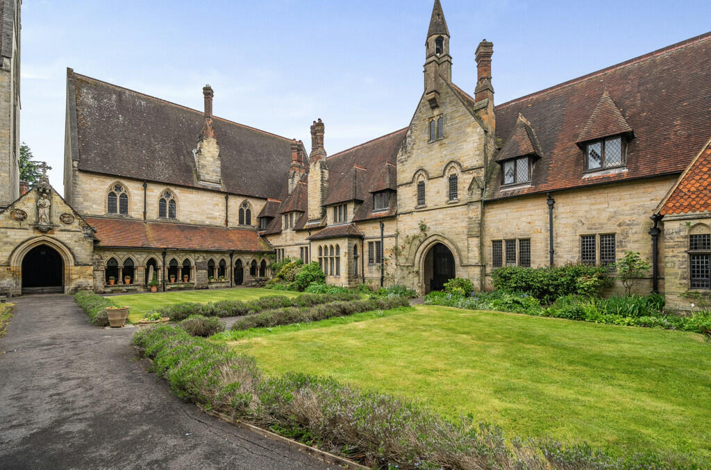 2 bedroom house for sale in The Old Convent, East Grinstead, West