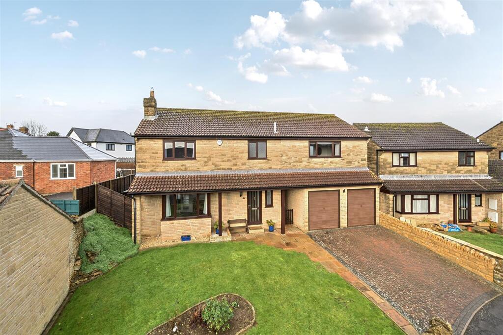 Main image of property: Higher Kingsbury Close, Milborne Port, Sherborne
