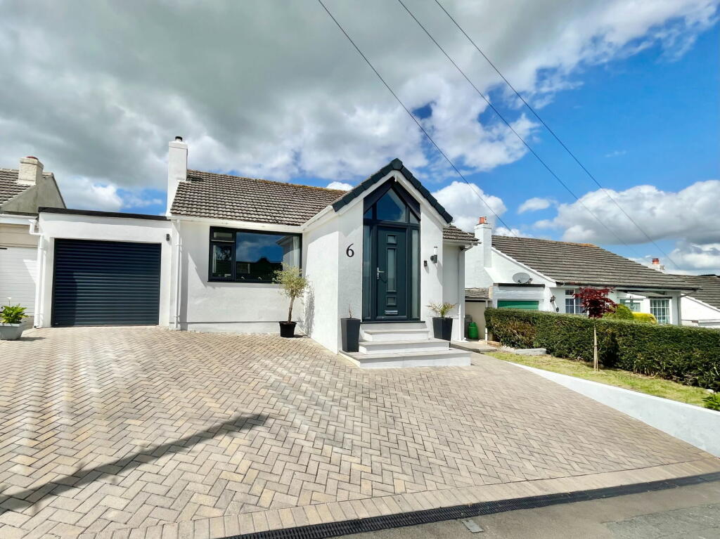 3 bedroom detached bungalow for sale in Dixon Close, Paignton, TQ3