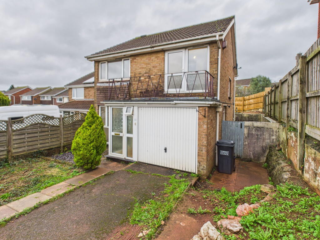 Main image of property: Harberton Close, Roselands, Paignton, TQ4 7EA