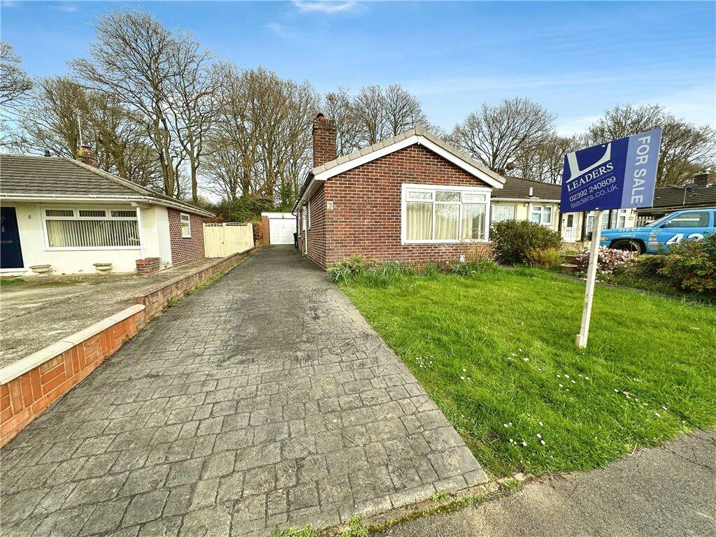 3 bedroom bungalow for sale in Inhurst Avenue, Waterlooville, Hampshire