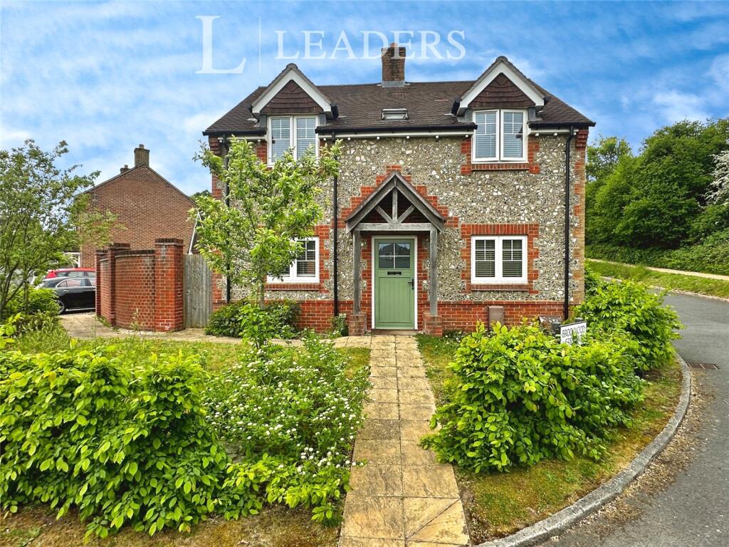 Main image of property: Brookwood Crescent, Waterlooville, Hampshire