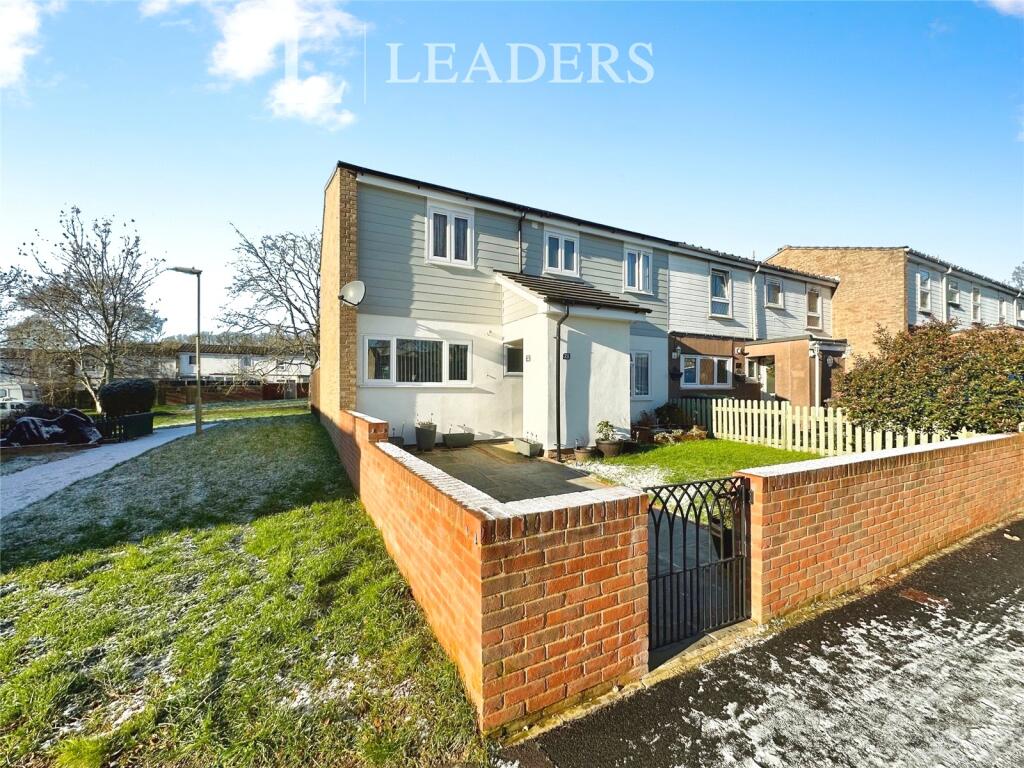 Main image of property: Curlew Gardens, Waterlooville, Hampshire