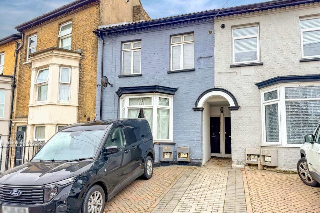 Main image of property: Southchurch Avenue, Southend-on-Sea