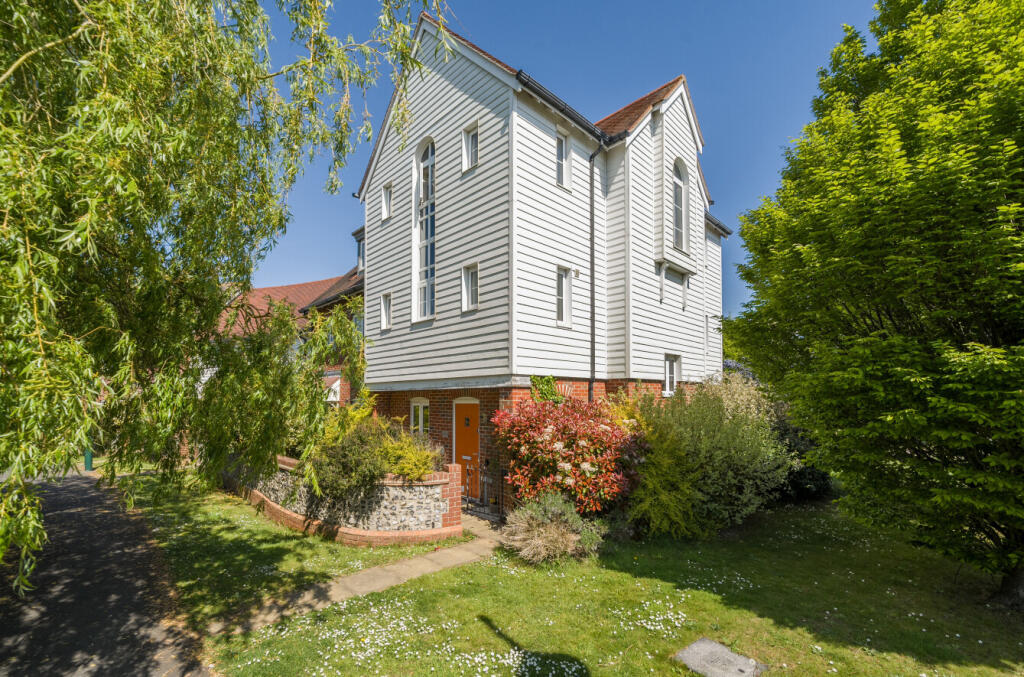 Main image of property: Elbridge Avenue, Bognor Regis, West Sussex