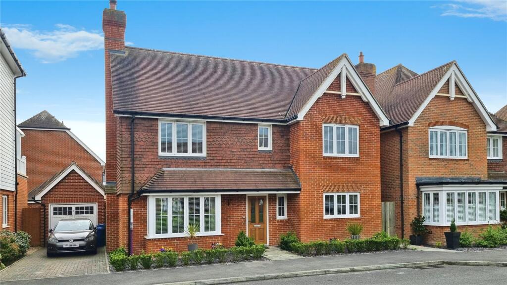 Main image of property: Sonning Crescent, Bognor Regis, West Sussex