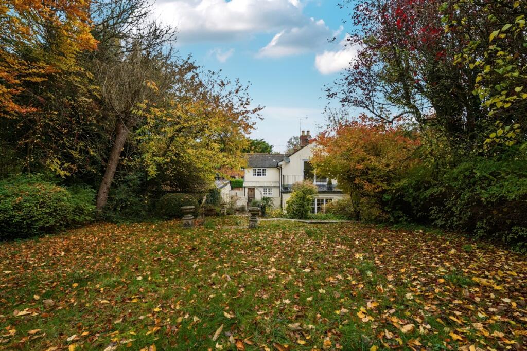 Main image of property: High Street Tilshead SP3