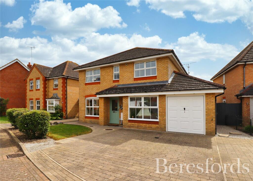 4 bedroom detached house for sale in Buttercup Way, Southminster, CM0