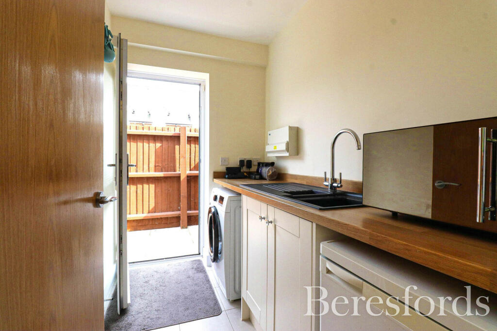 Additional property image - Southfields, Tillingham, CM0