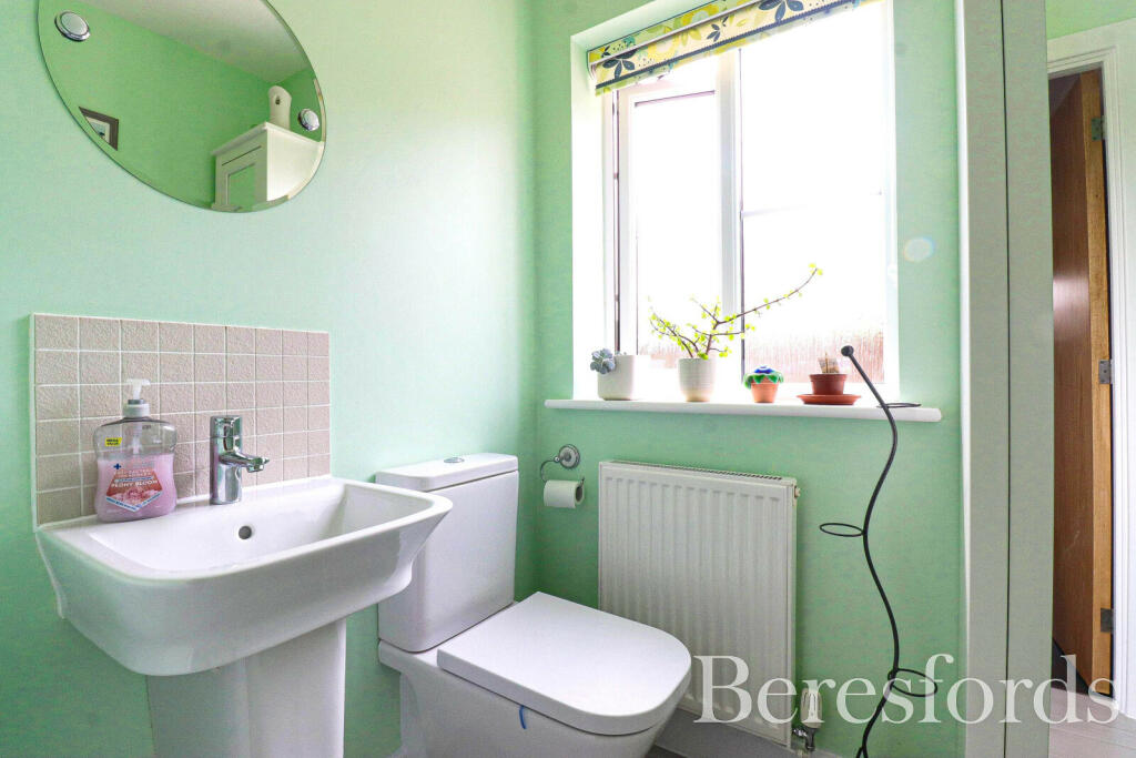 Additional property image - Southfields, Tillingham, CM0
