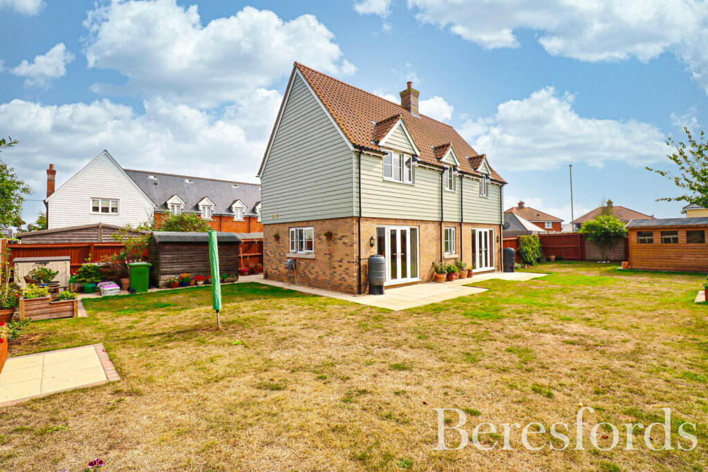 Additional property image - Southfields, Tillingham, CM0