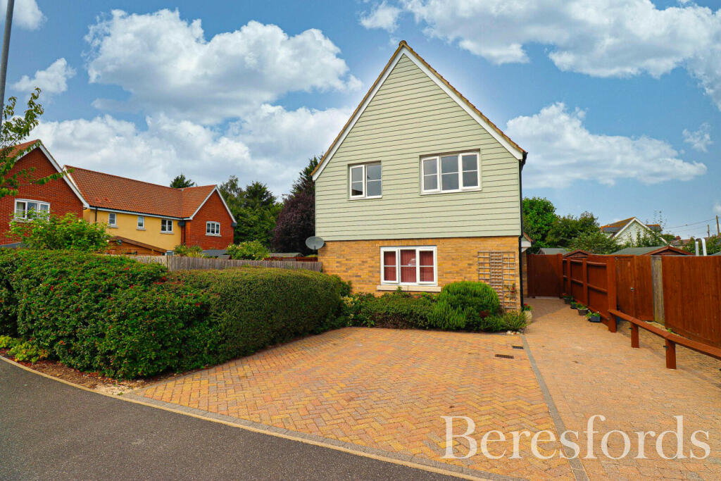 Additional property image - Southfields, Tillingham, CM0
