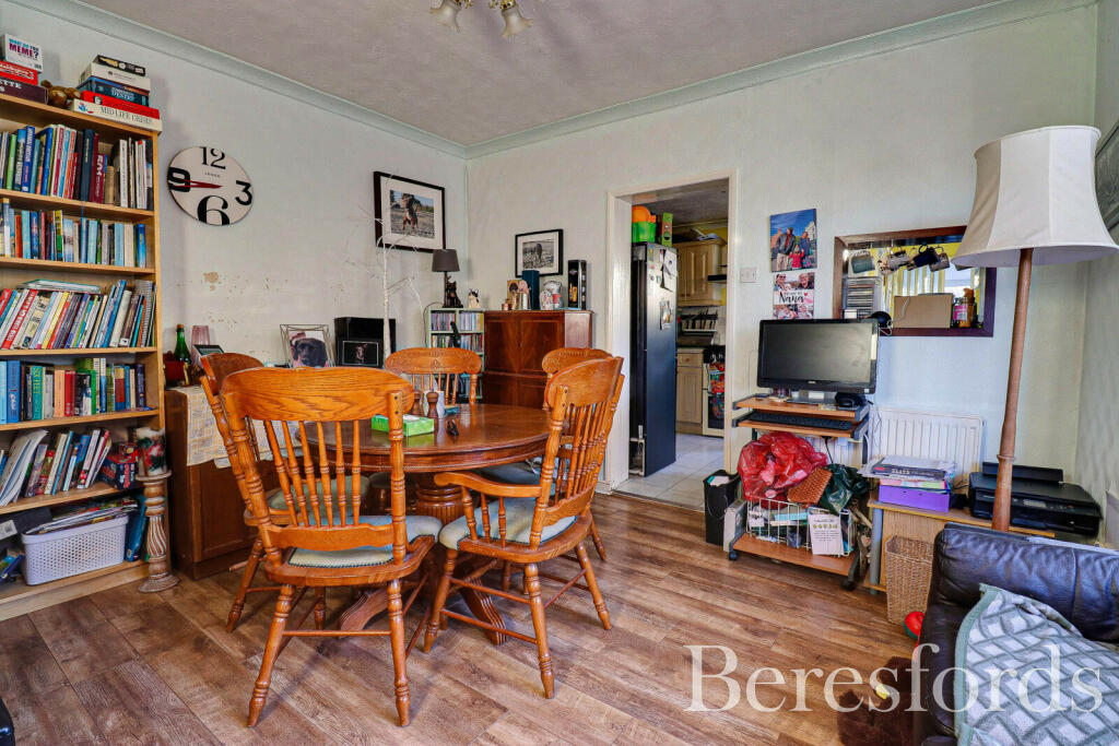 Additional property image - Crescent Road, Heybridge, CM9