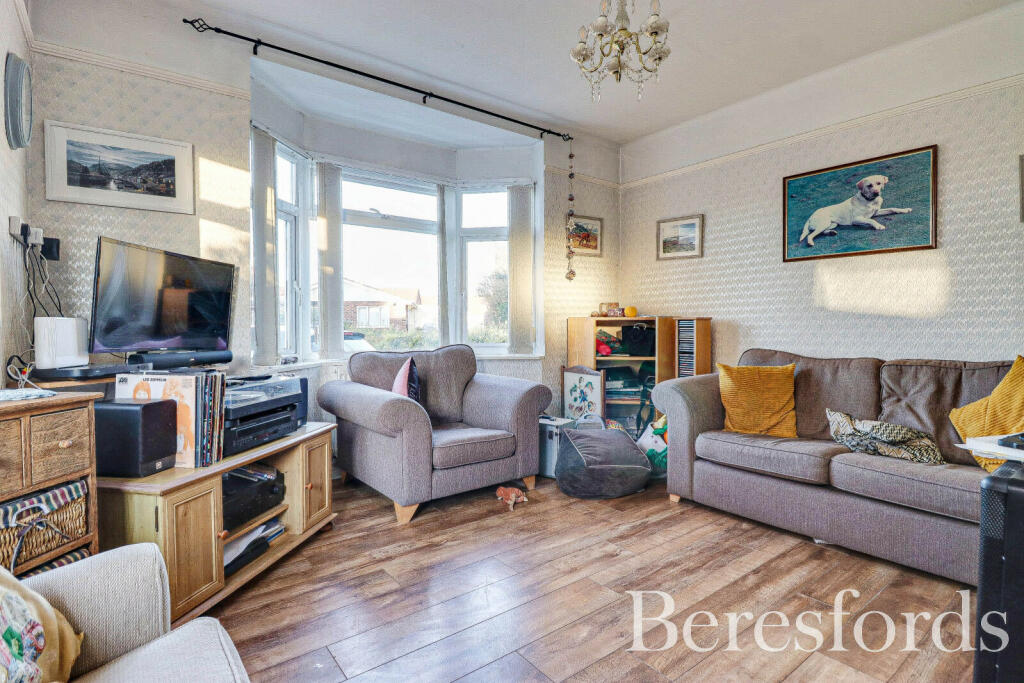 Additional property image - Crescent Road, Heybridge, CM9