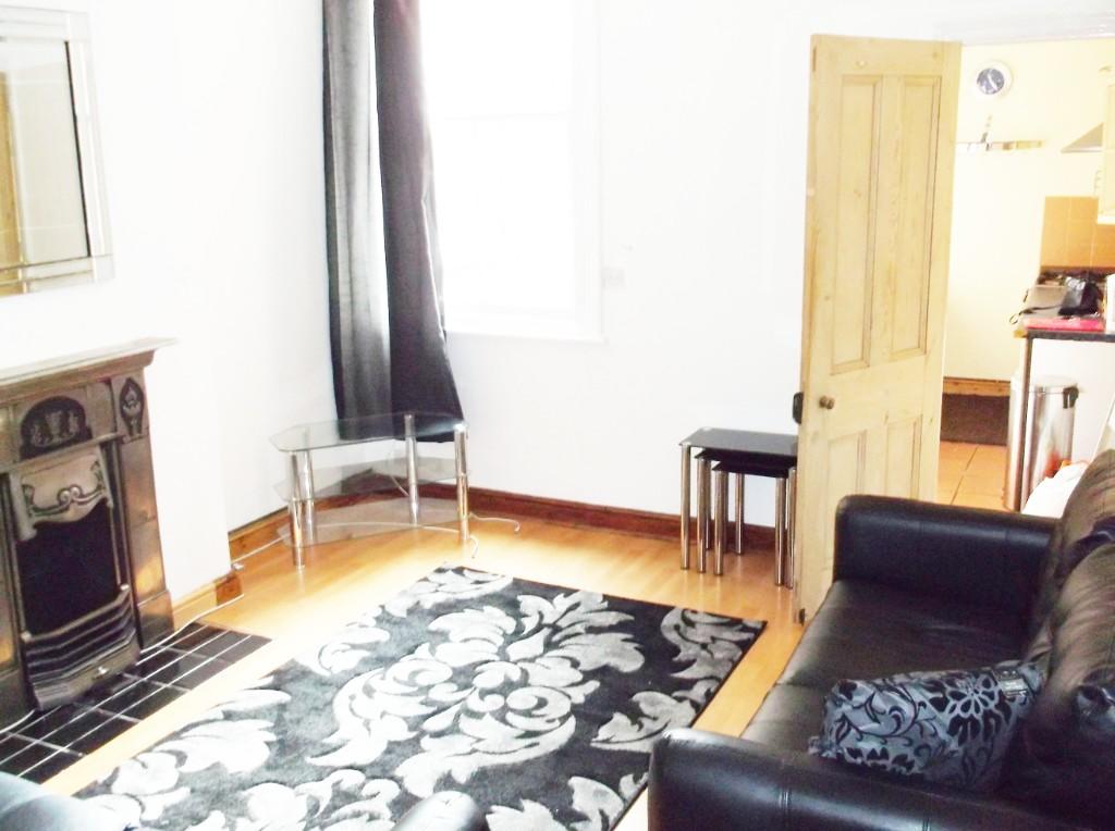 Main image of property: Bulwer Road, Clarendon Park, 2 SHOWERS, Leicester, LE2