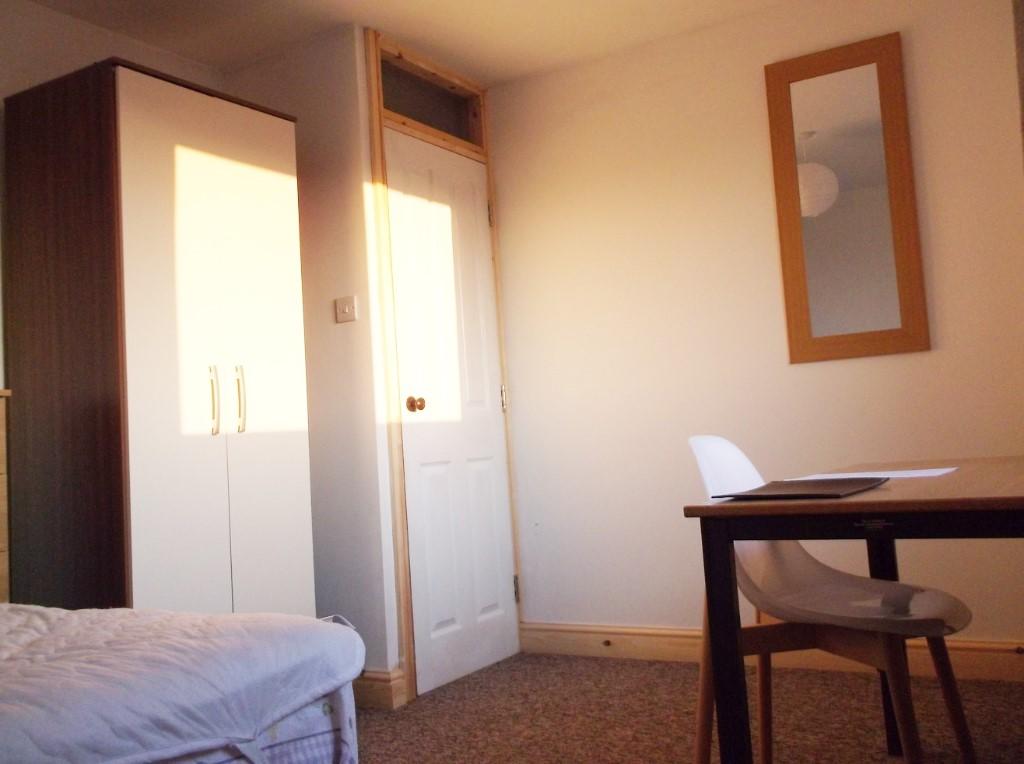 Main image of property: Leopold Road, Clarendon Park, Leicester, Leicestershire, LE2