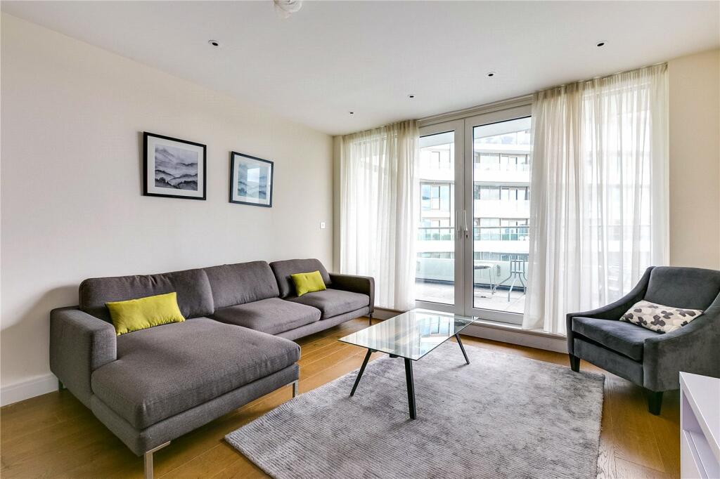 3 bedroom flat for rent in Cascade Court,
1 Sopwith Way, SW11