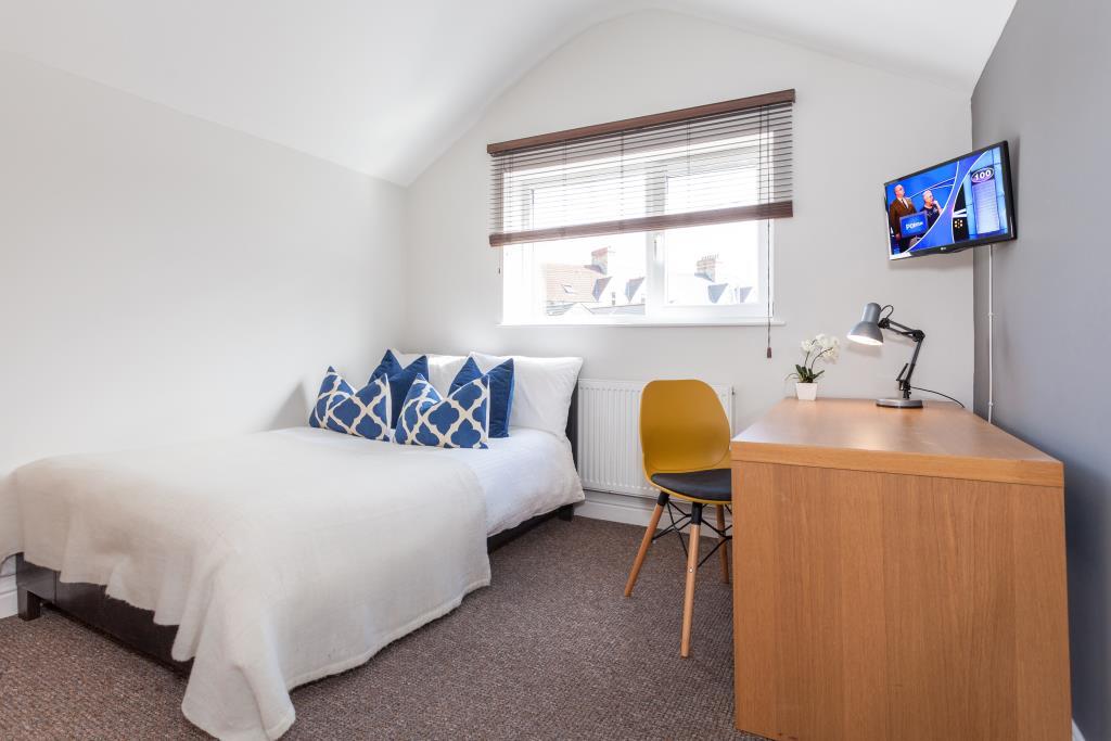 Main image of property: Glynrhondda Street, Cardiff, CF24