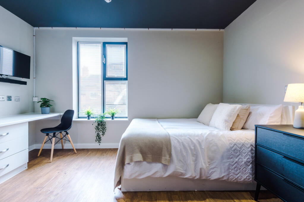 Main image of property: Flat 6, 160 Upper New Walk, Leicester, LE1