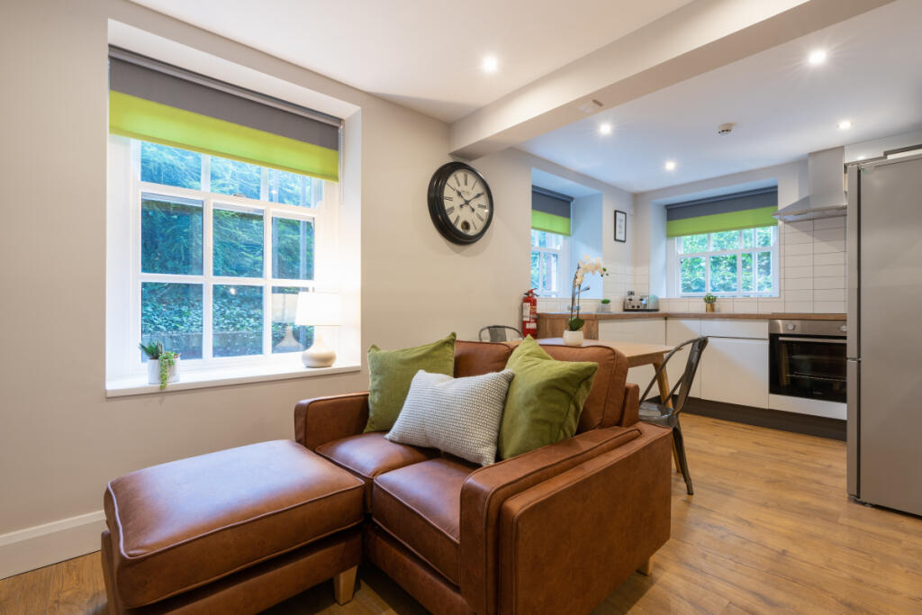 Main image of property: Jesmond View, Newcastle, NE2
