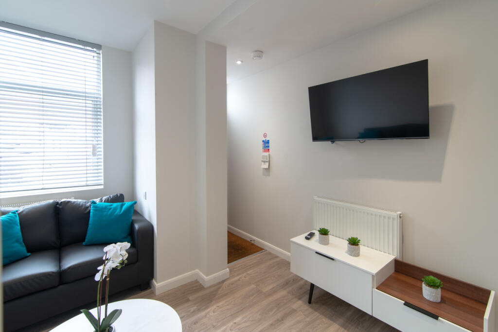 Main image of property: Cauldon Road, Stoke, ST4