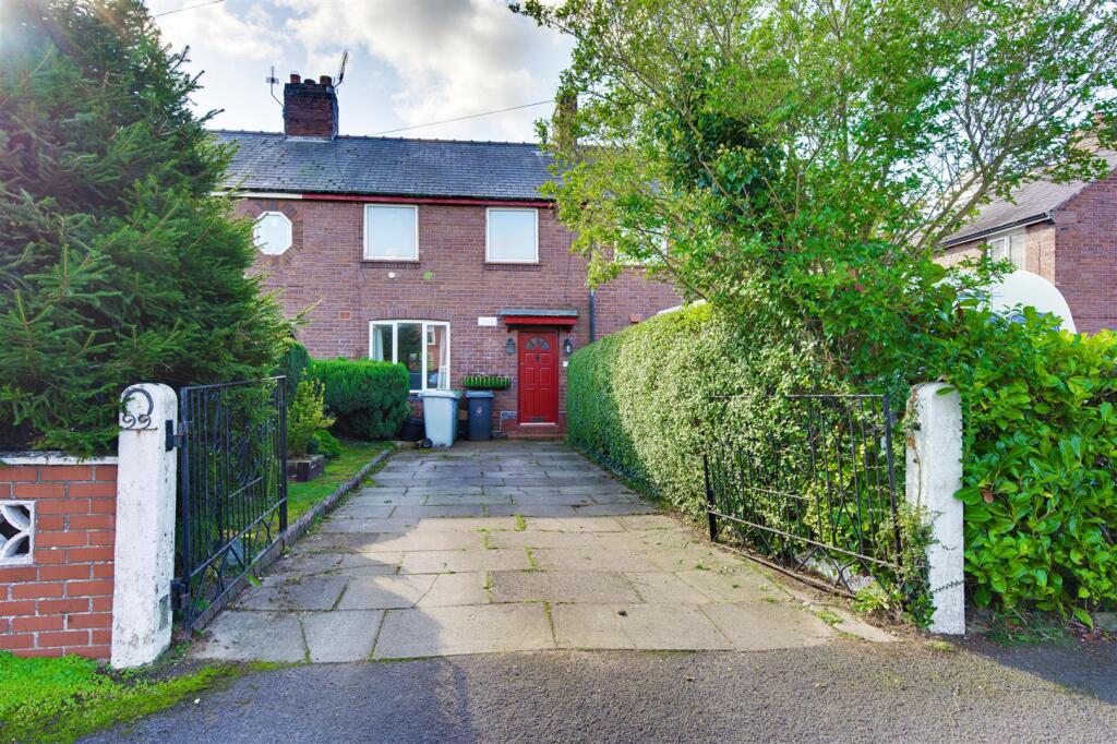 Main image of property: 22 Stringer Avenue, Sandbach, Cheshire, Cheshire CW11 4HH