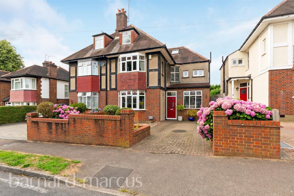 Main image of property: Queenswood Avenue, Wallington
