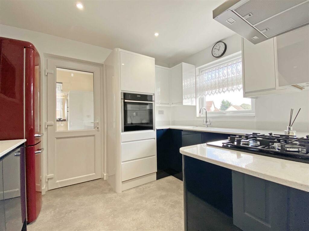 Additional property image - Wilkinsons Mead, Chelmer Village, Chelmsford