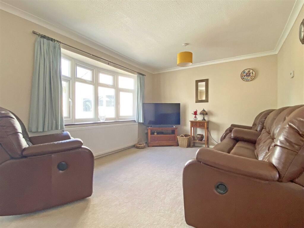 Additional property image - Wilkinsons Mead, Chelmer Village, Chelmsford