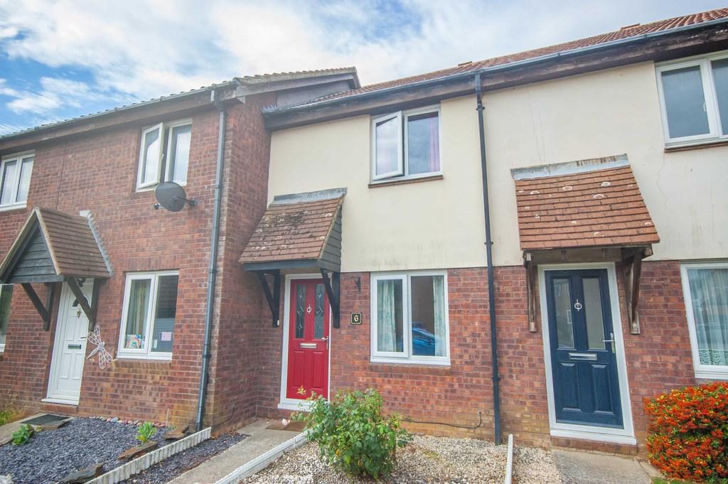 2 bedroom terraced house for sale in Aldridge Close, Chelmer Village