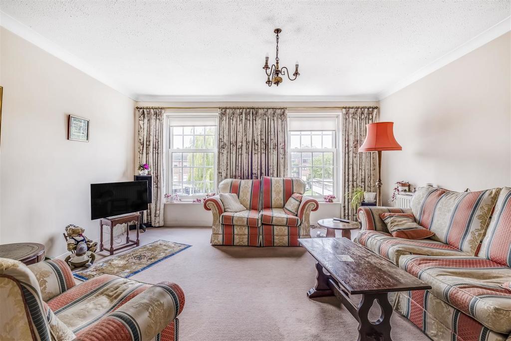4 bedroom town house for sale in Pine Grove, Wimbledon, SW19