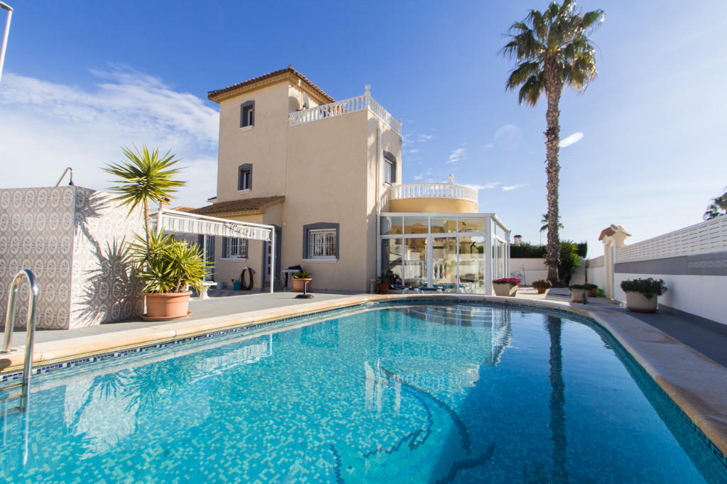 3 bedroom detached villa for sale in La Zenia, Alicante, Valencia, Spain