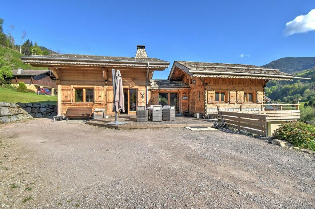 3 bedroom chalet for sale in Saint Jean D'aulps, HauteSavoie, Rhone