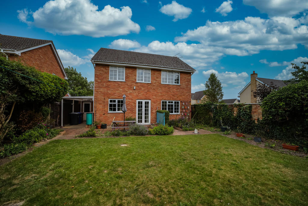 4 bedroom detached house for sale in Turnstone Close, Mildenhall, IP28