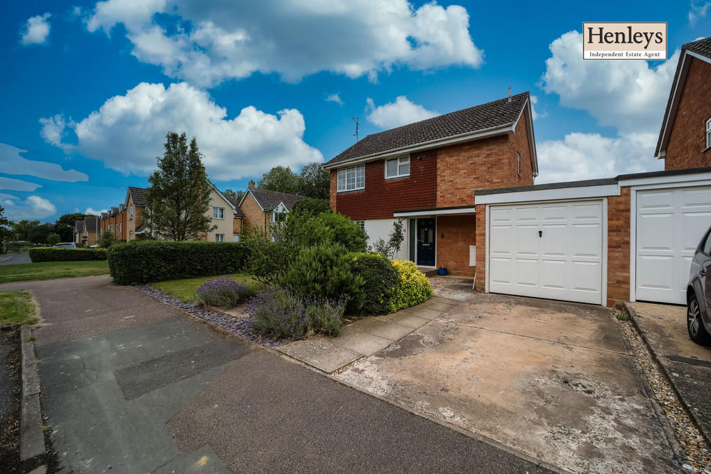 4 bedroom detached house for sale in Turnstone Close, Mildenhall, IP28