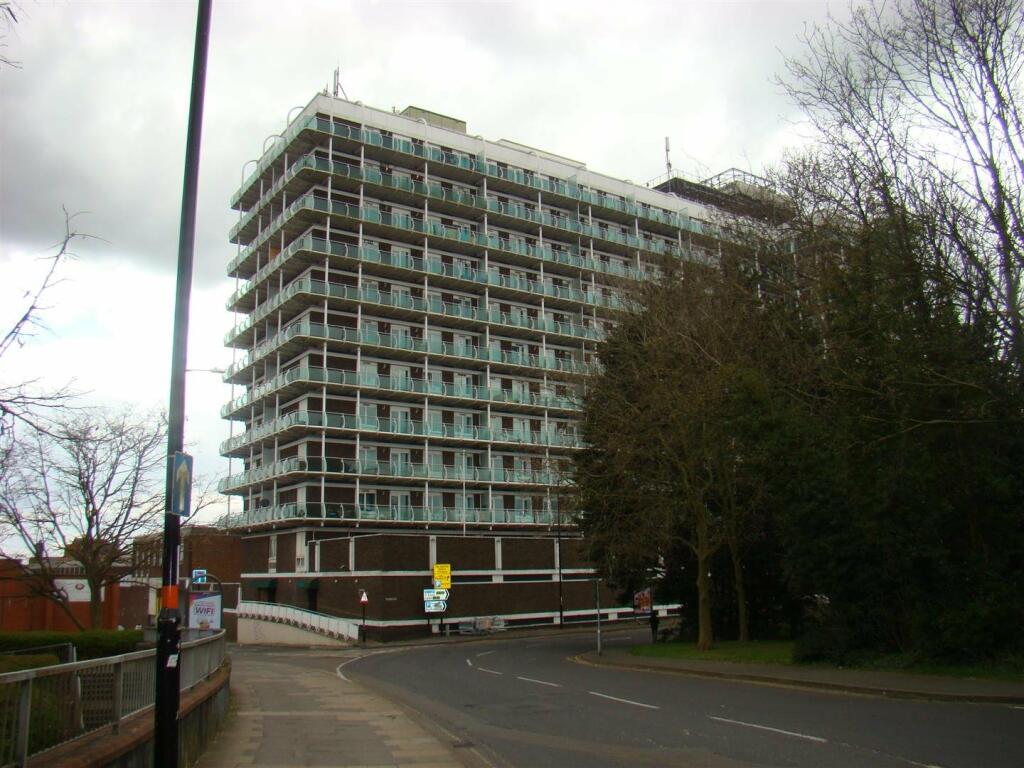 Main image of property: Wellington Street, Northampton, NN1
