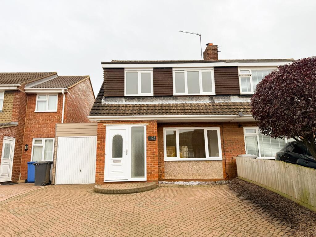 Main image of property: St. Johns Road, Kettering, Northamptonshire, NN15