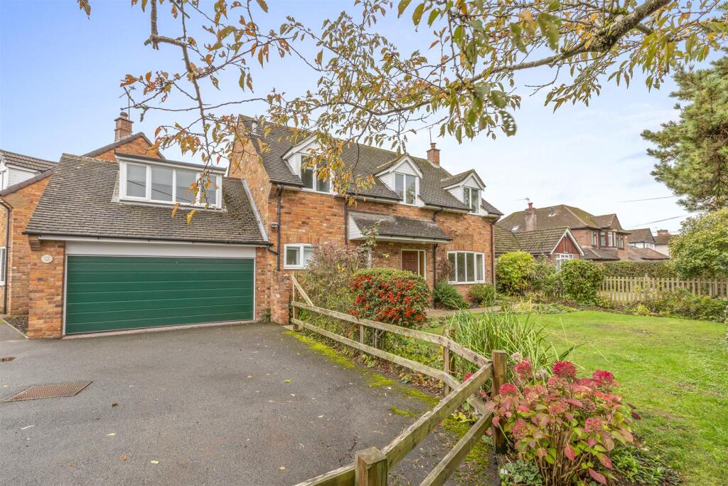 Main image of property: NORTH ROAD, WIDMER END (NO CHAIN)