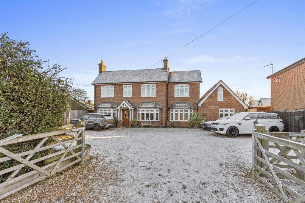 Main image of property: HOLMER GREEN, HIGH WYCOMBE