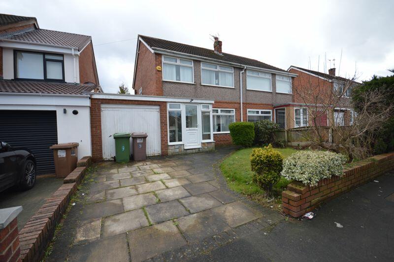 3 bedroom semidetached house for sale in Dunbeath Avenue, Prescot, L35