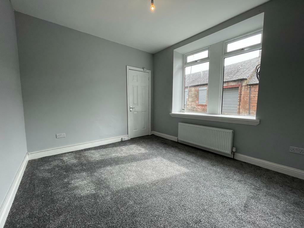Flat to rent on High Street, Newmilns, East Ayrshire, KA16