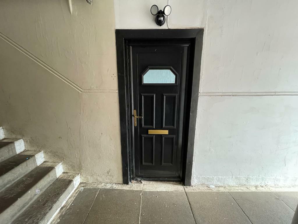 Flat to rent on High Street, Newmilns, East Ayrshire, KA16