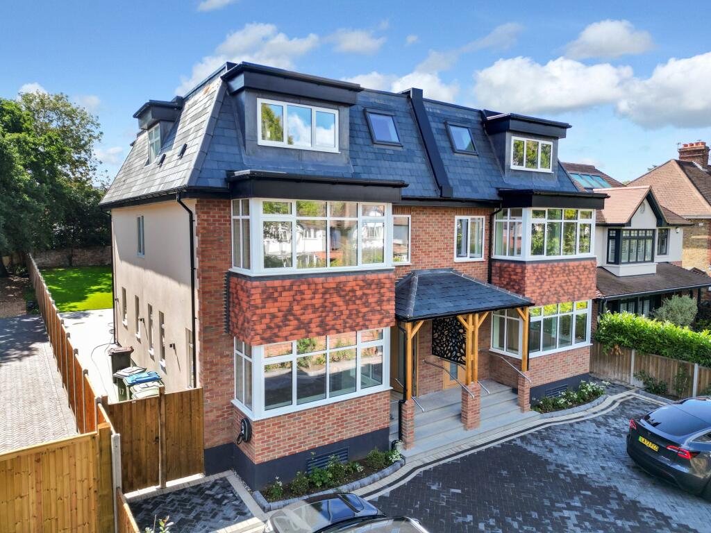 Main image of property: Hurst Road, East Molesey, KT8