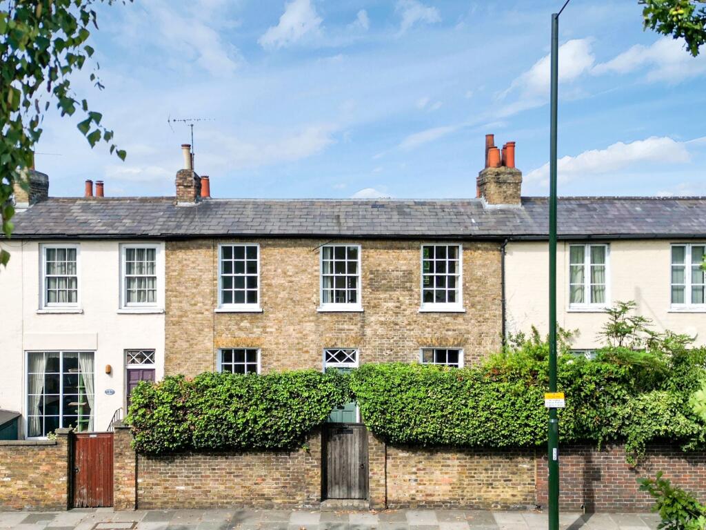 Main image of property: Hampton Court Road, East Molesey, KT8